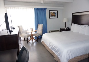 The Hollywood Gateway Inn