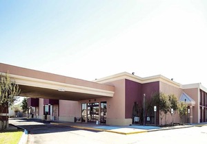 Express Inn & Suites