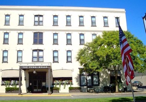 Penn Wells Historic Hotel