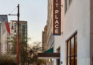 Hyatt Place Houston Downtown