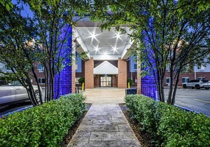 Holiday Inn Express Chicago Northwest-Vernon Hills, an Ihg Hotel