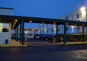 O'Hare Inn & Suites