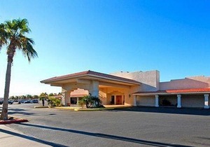 Quality Inn & Suites Lake Havasu City