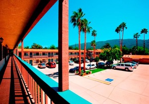 Casa Ojai Inn