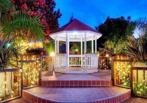 Dinah's Garden Hotel
