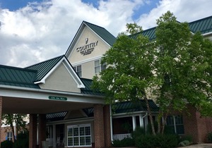 Country Inn & Suites by Radisson, Lewisburg, PA