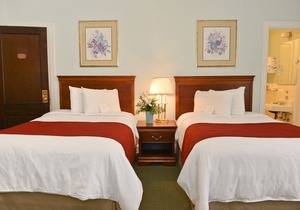 Penn Wells Historic Hotel