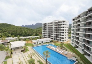 The Sea Condominium A22