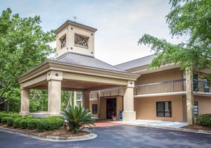 Clarion Inn & Suites