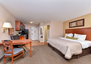 Candlewood Suites Williston, an Ihg Hotel