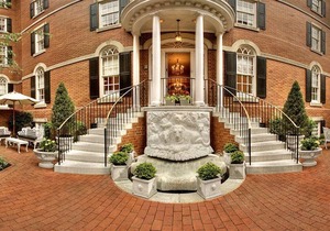 Morrison House Old Town Alexandria, Autograph Collection