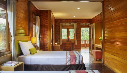 4 Bedroom Deluxe Villa