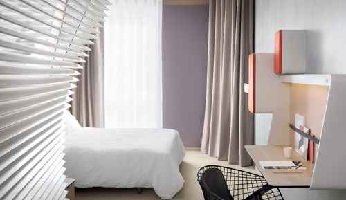 Premium room including snacks and self-service drinks at the Club