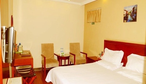 Standard Room, 1 King Bed
