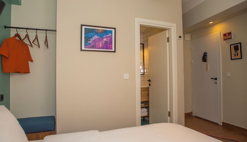 Design Room Medium