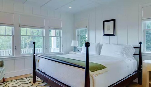 Superior Cottage