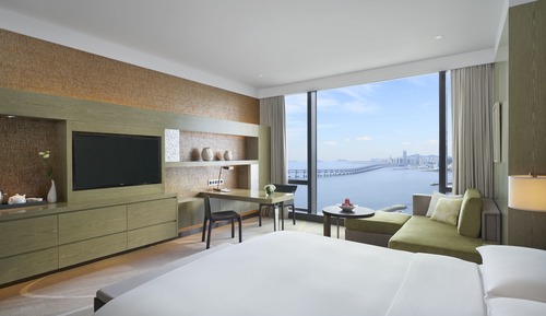 Club Room, 1 King Bed, Ocean View