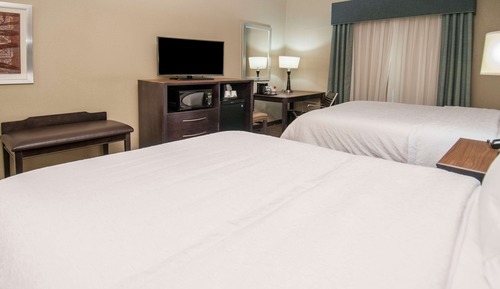 Room, 2 Queen Beds, Accessible, Non Smoking (Hearing)