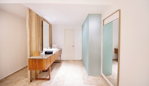 Room, 1 King Bed, Non Smoking (Casita)