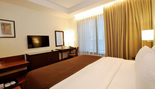 Deluxe Room, 1 King Bed