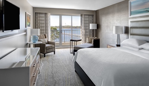 2 Bedroom Pool View Suite with 2 Kings