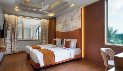 Room, 2 Twin Beds (View)