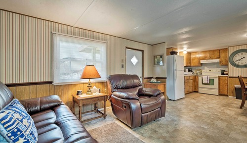 House (2 Bedrooms)