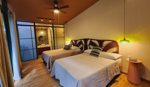 Superior Quadruple Room, 2 Queen Beds