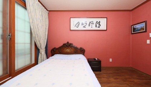 Room (23m bed)