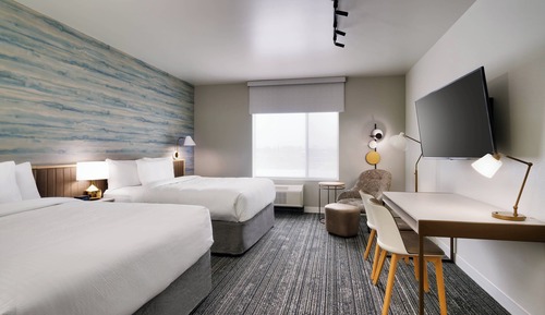 Studio, 2 Queen Beds (Mobility/Hearing Accessible, Tub)