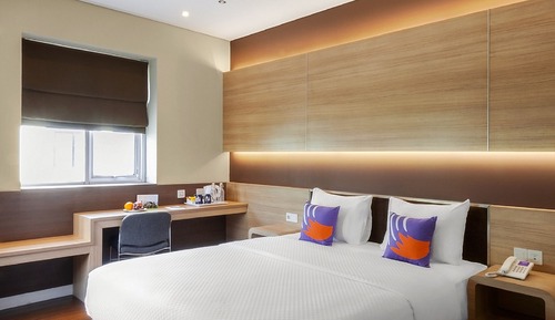 Superior Room, 1 King Bed