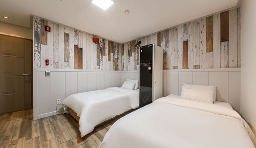 Room (Twin room (single + single/styler equ)