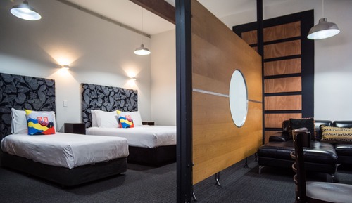 Self Contained Family Studio with Ensuite