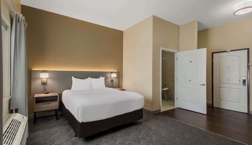 Room, 1 Queen Bed, Accessible, Non Smoking (Efficiency)