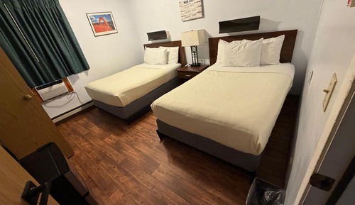 Standard Room, 2 Double Beds, Non Smoking