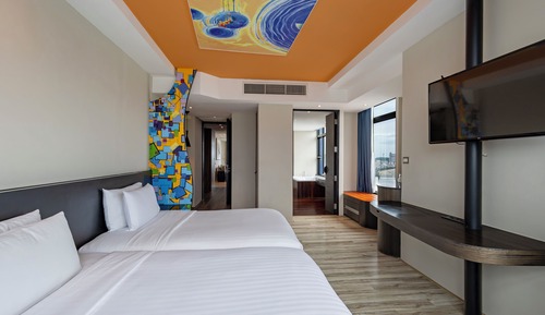 Executive Suite