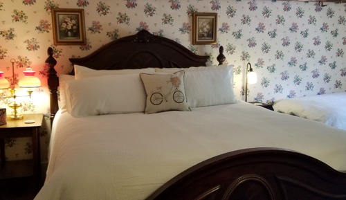 Deluxe Triple Room, Ensuite (Thyme)