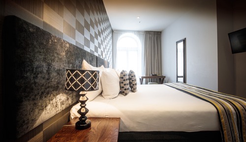 Superior King Room