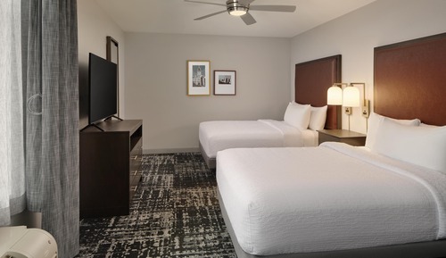 Suite, 2 Queen Beds, Accessible Tub (Mobility Hearing Accessible)