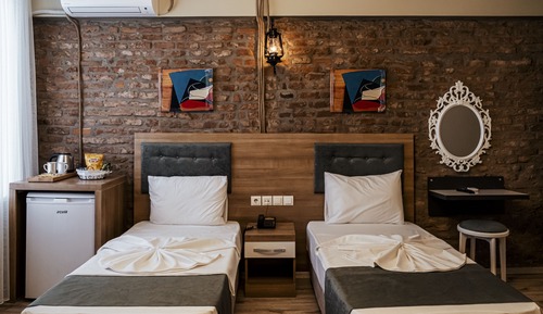 Standard Twin Room, Non Smoking, City View