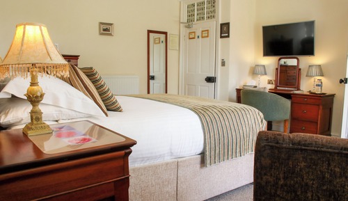 Superior Room, 1 King Bed