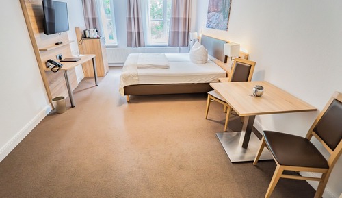Standard Double Room, Garden View