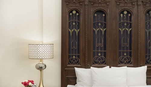 Suite, 1 King Bed (Chapel Suite)