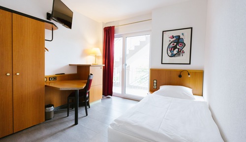 Classic Single Room