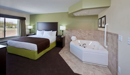Deluxe Suite, 1 Bedroom, Non Smoking (1 Kingbed)