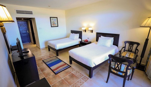 Superior Double or Twin Room, Garden View