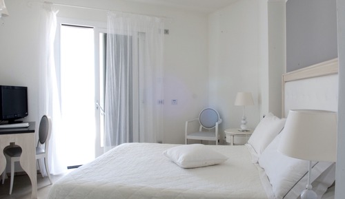 Double Room, Terrace (Small)