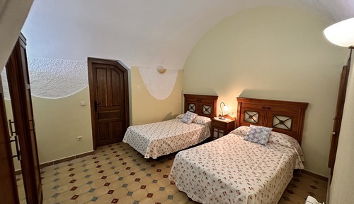 Family Apartment, 2 Bedrooms, Kitchen, Garden View