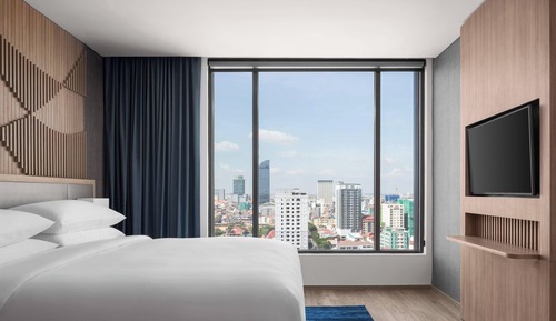 Executive Suite, 1 King Bed with Sofa bed