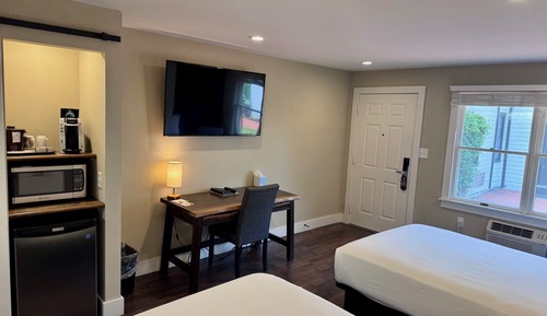 Two Double Beds - Farmhouse